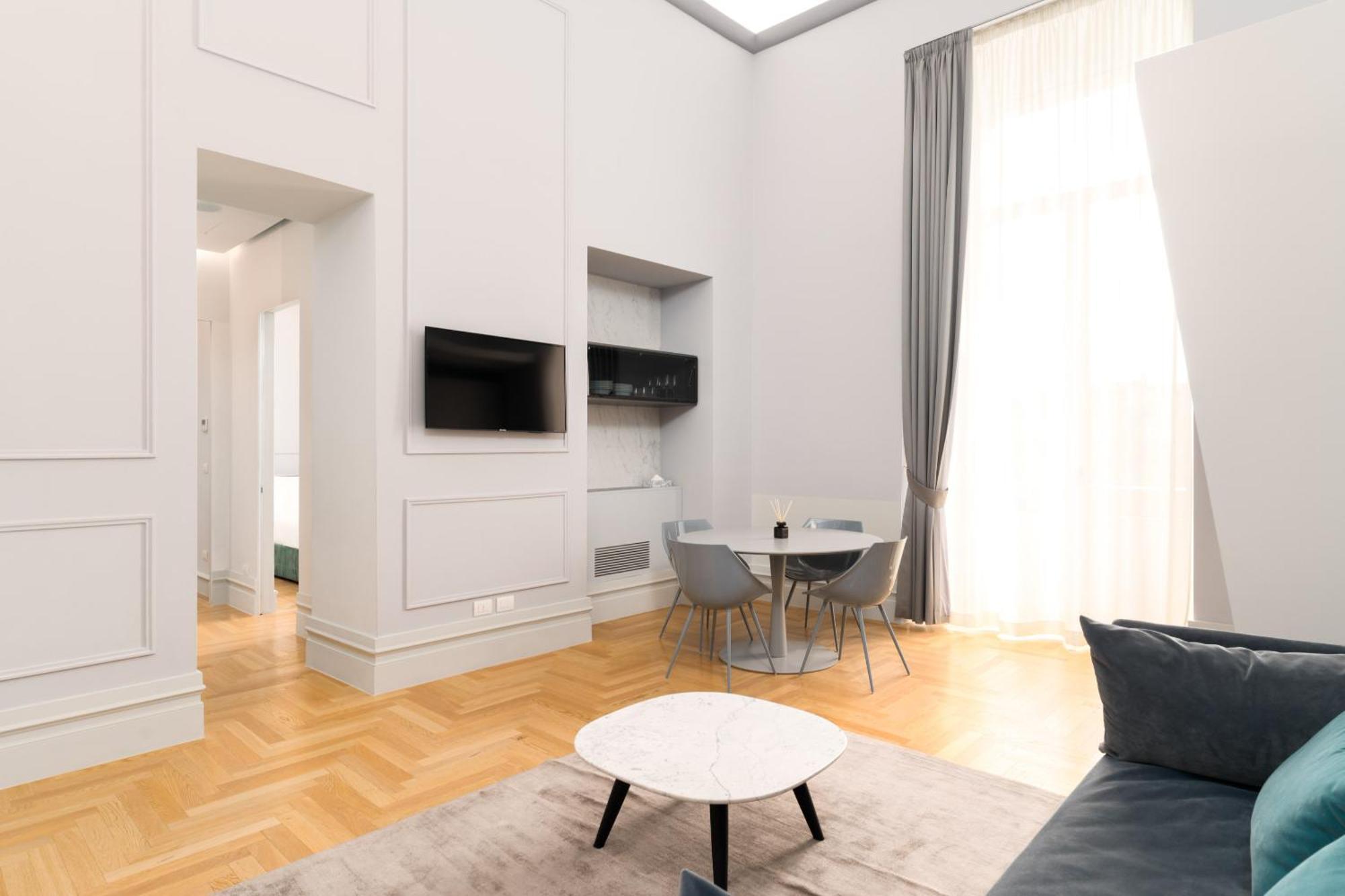Limehome Lecce Palazzo Bn Exterior foto