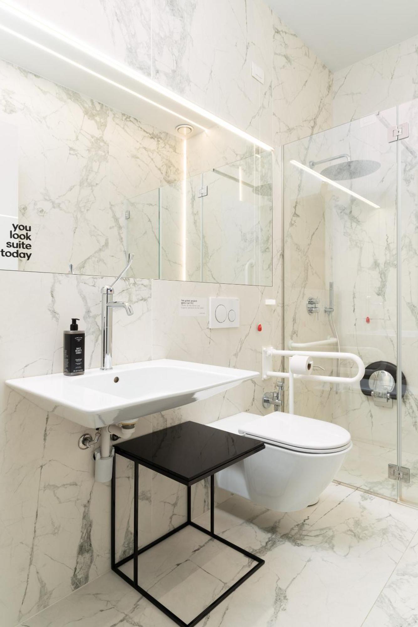 Limehome Lecce Palazzo Bn Exterior foto